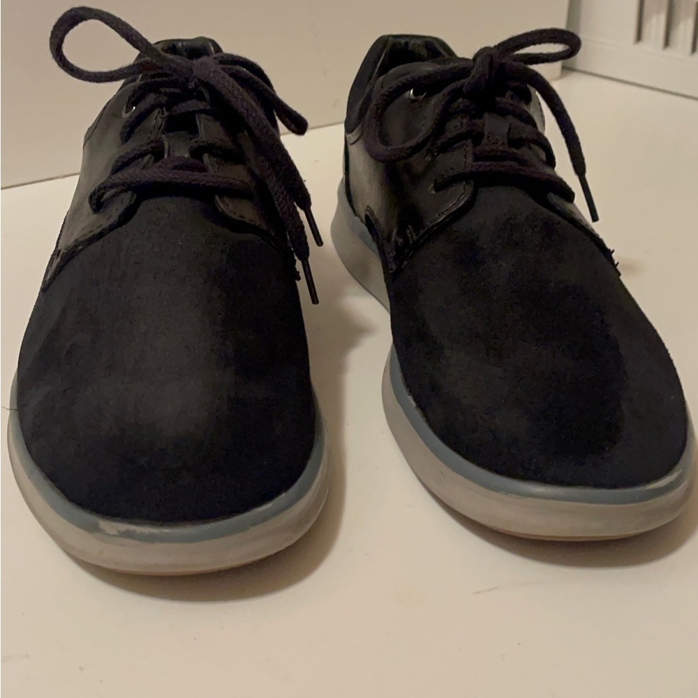 Ugg men shots in a good condition suede and leather - Picture 4 of 12